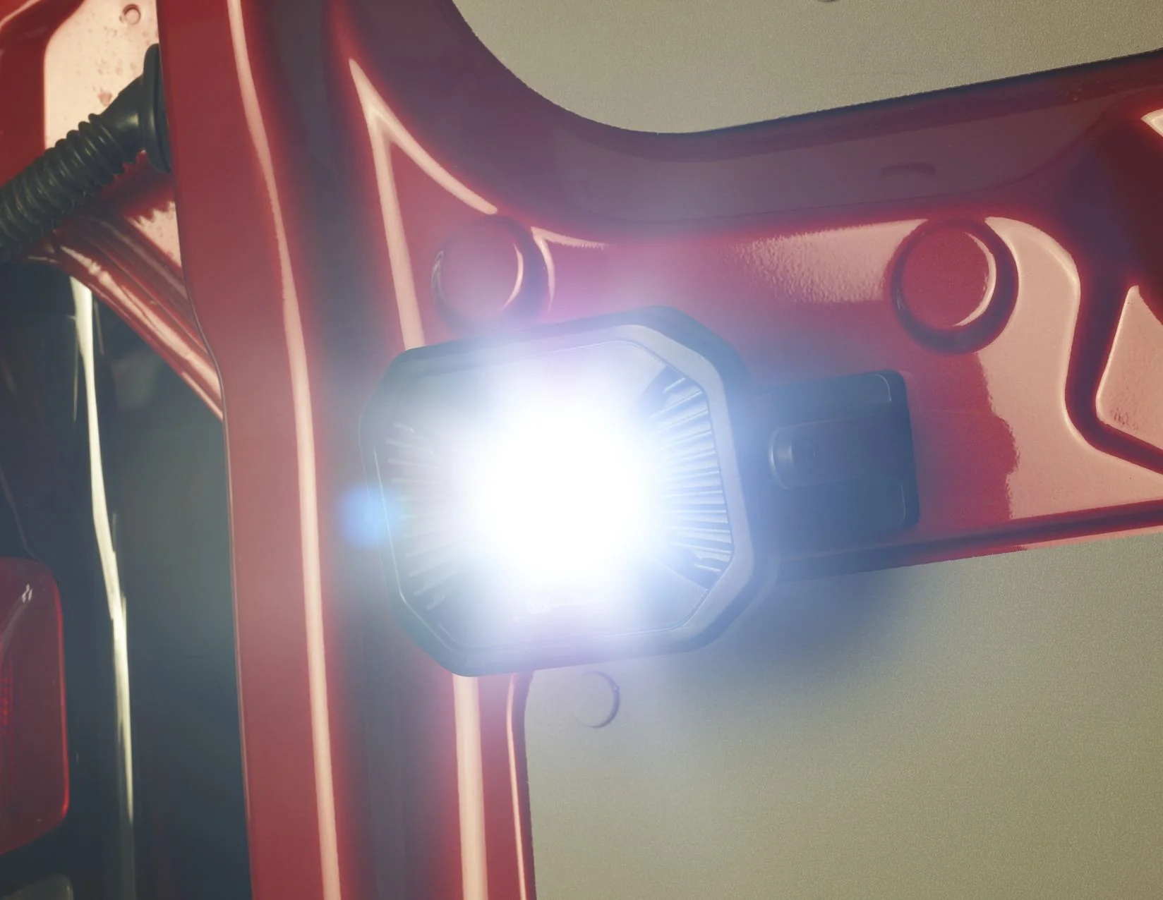 ARB* Luz perimetral LED Horizon con soporte magnético - Image 4
