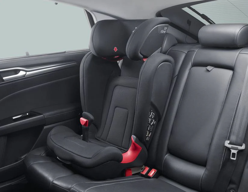 Britax Römer® Asiento infantil Kidfix II R, con respaldo desmontable. - Image 3