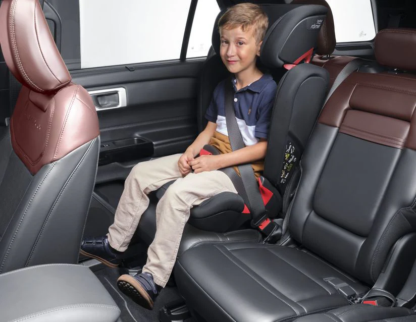 Britax Römer® Asiento infantil Kidfix II R, con respaldo desmontable. - Image 6