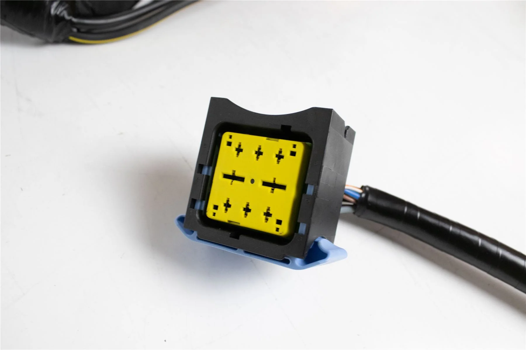 Cableado de motor y transmisión Mondeo Mk4/S-Max/Galaxy 1862093 - Image 2