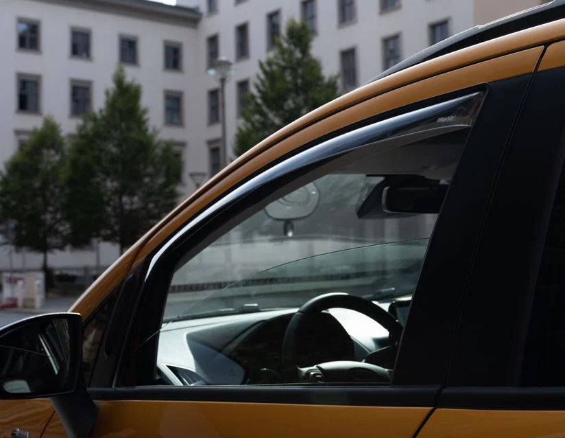 EcoSport desde 10/2013 ClimAir®* Deflector de aire para ventanillas delanteras - Image 15