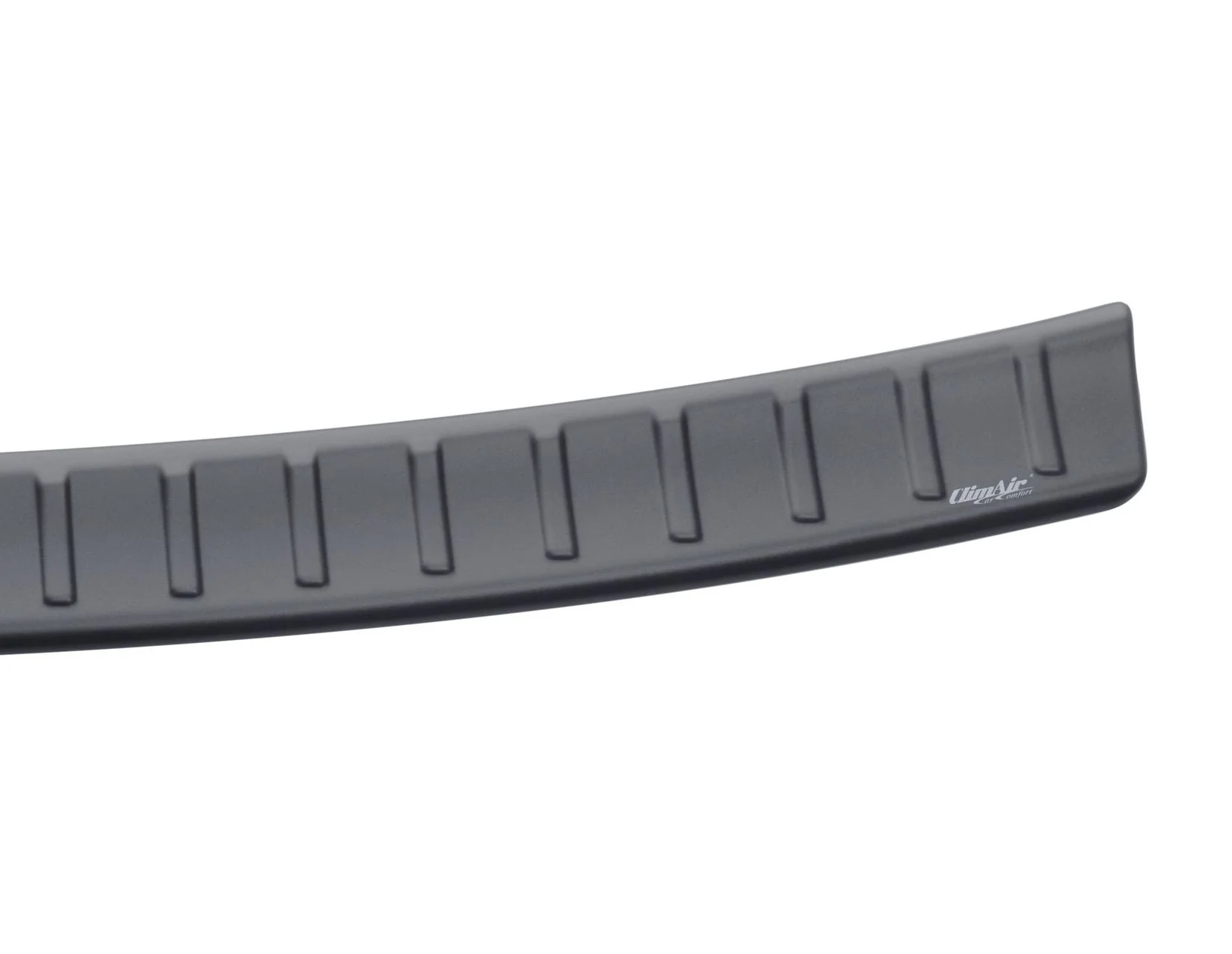 Edge ClimAir®* Lámina protectora de paragolpes trasero placa delineada - Image 7