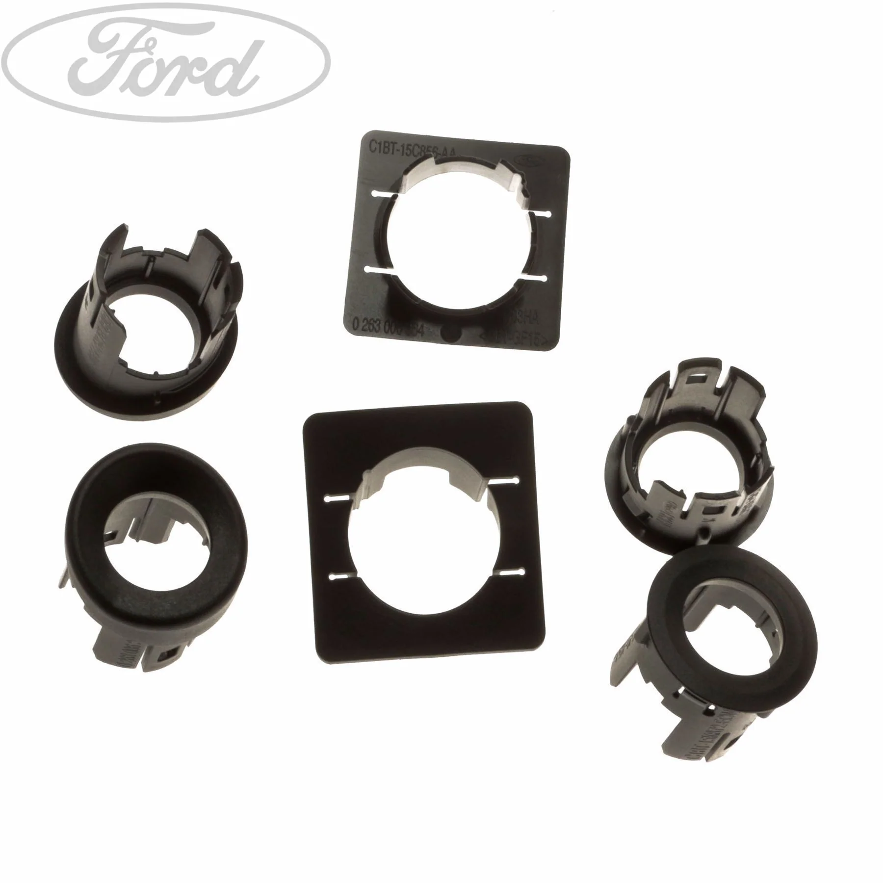 Ford Fiesta 2012-19 Retenedor Parachoques Trasero Negro 1818624 - Image 2