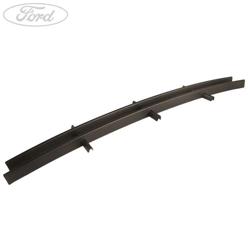 Ford Focus 14-19 Parrilla Delantera Parachoques con Faros Antiniebla 5316790