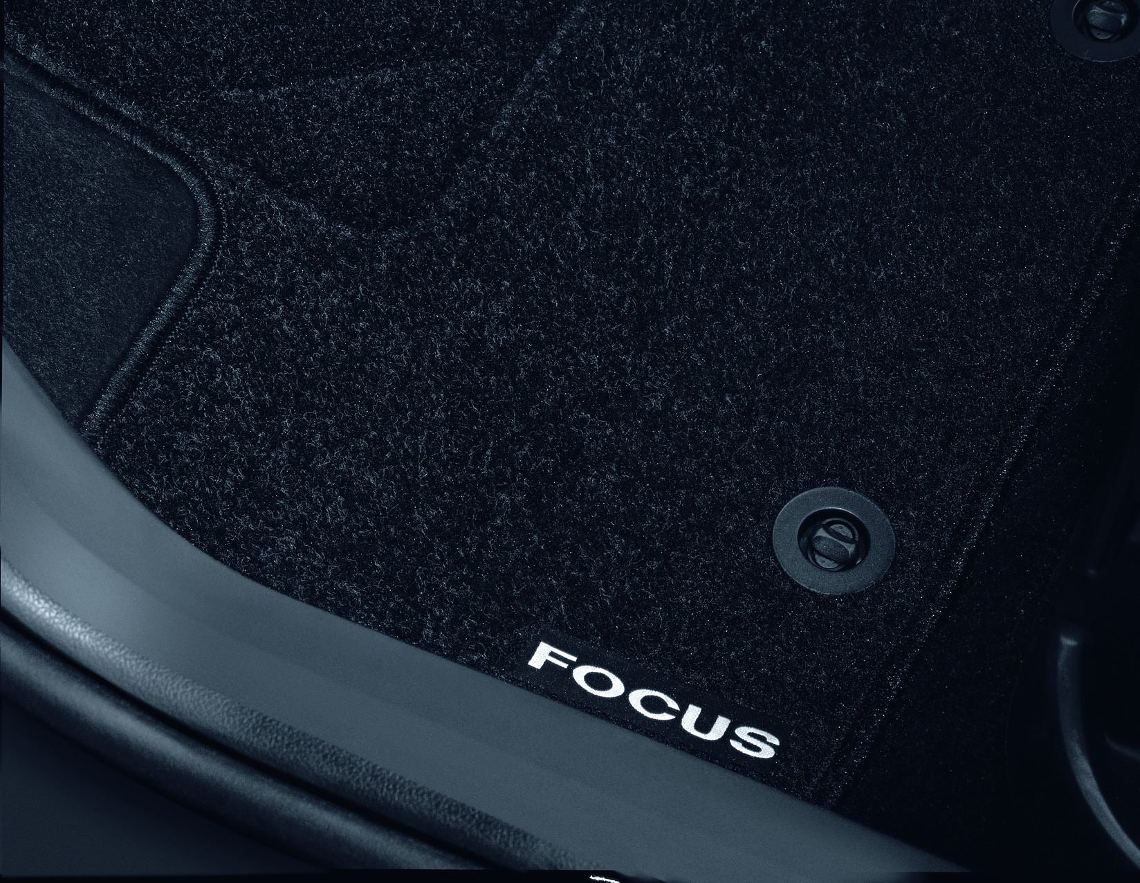 Focus Alfombrillas de moqueta delanteras y traseras, en color negro.