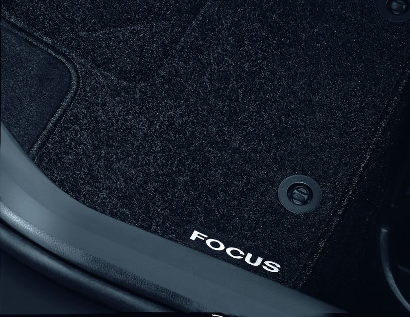 Focus Alfombrillas de moqueta delanteras y traseras, en color negro. - Image 2