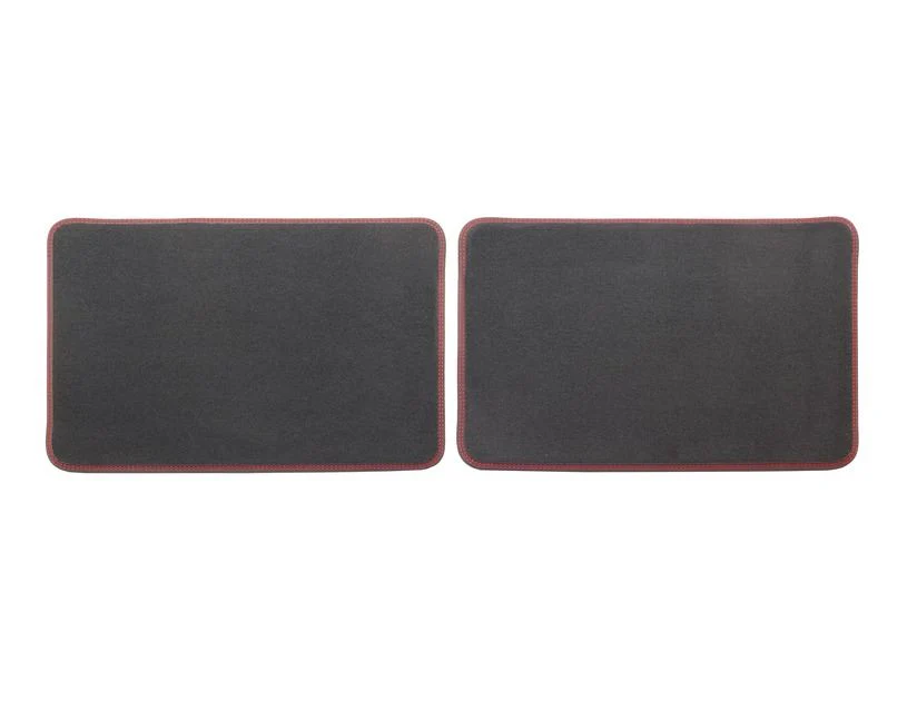 Focus Alfombrillas de terciopelo premium traseras, en color negro con costura en color rojo. - Image 8