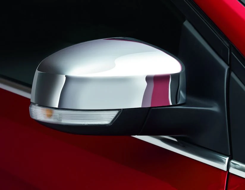 FOCUS CUBIERTA DE RETROVISOR CROMADA CON ACCESORIO DESDE 01/2011 HASTA 07/2015