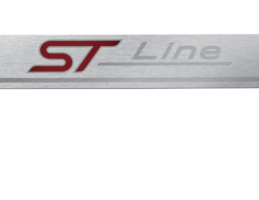 Focus Protectores de umbral de puerta delanteros, con logo ST-Line. - Image 9