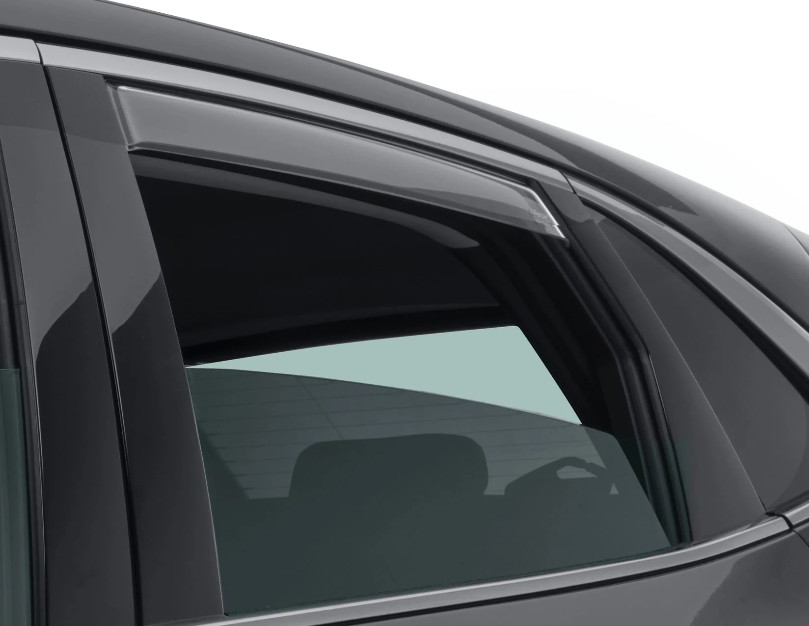 Ford Kuga desde 12/2019 ClimAir®* Deflector de aire para ventanillas traseras - Image 3