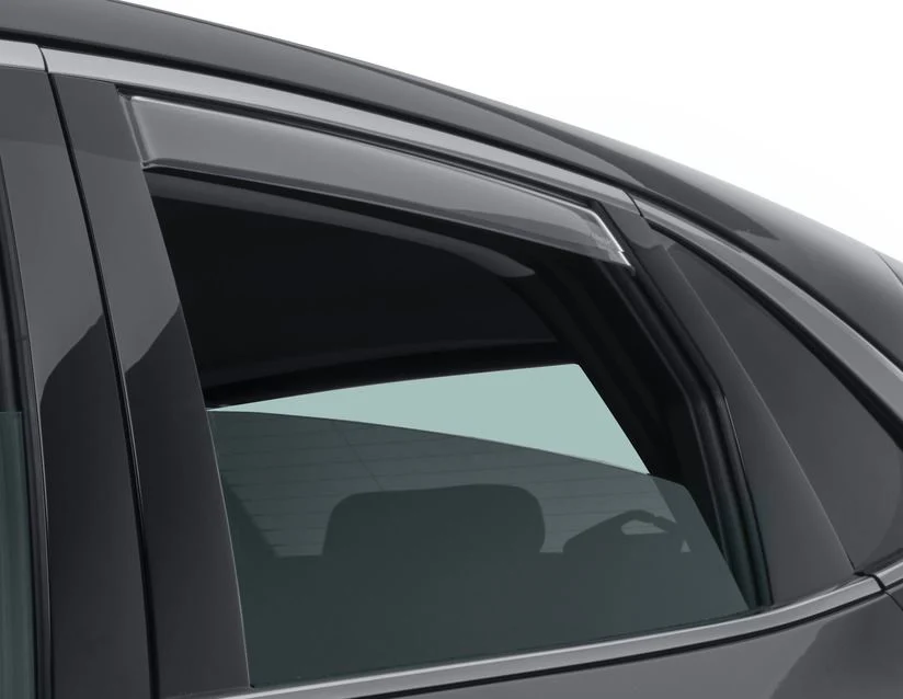 Ford Kuga desde 12/2019 ClimAir®* Deflector de aire para ventanillas traseras - Image 7