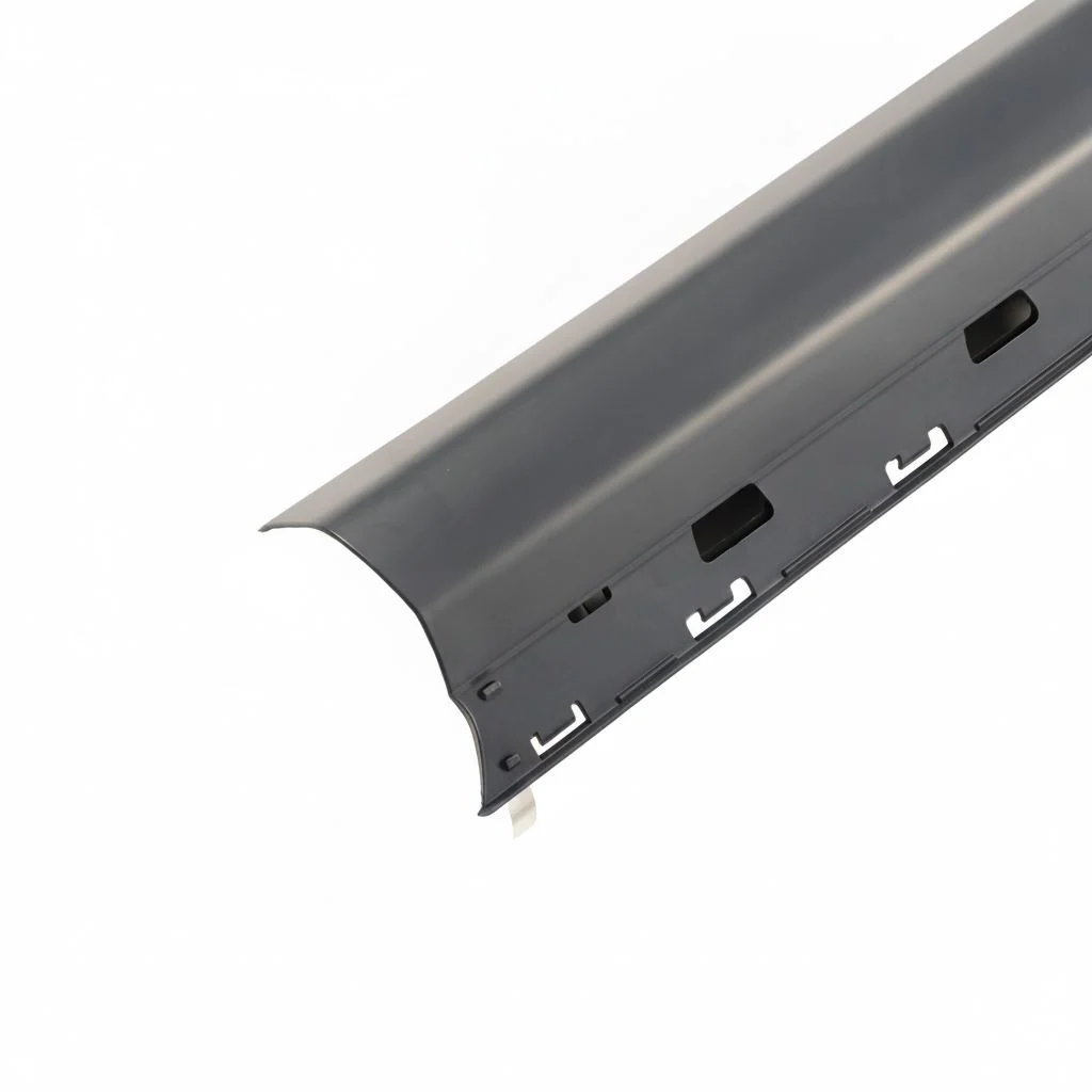 Moldura exterior parte inferior de carrocería puerta delantera IZQ 2020+ - Image 3