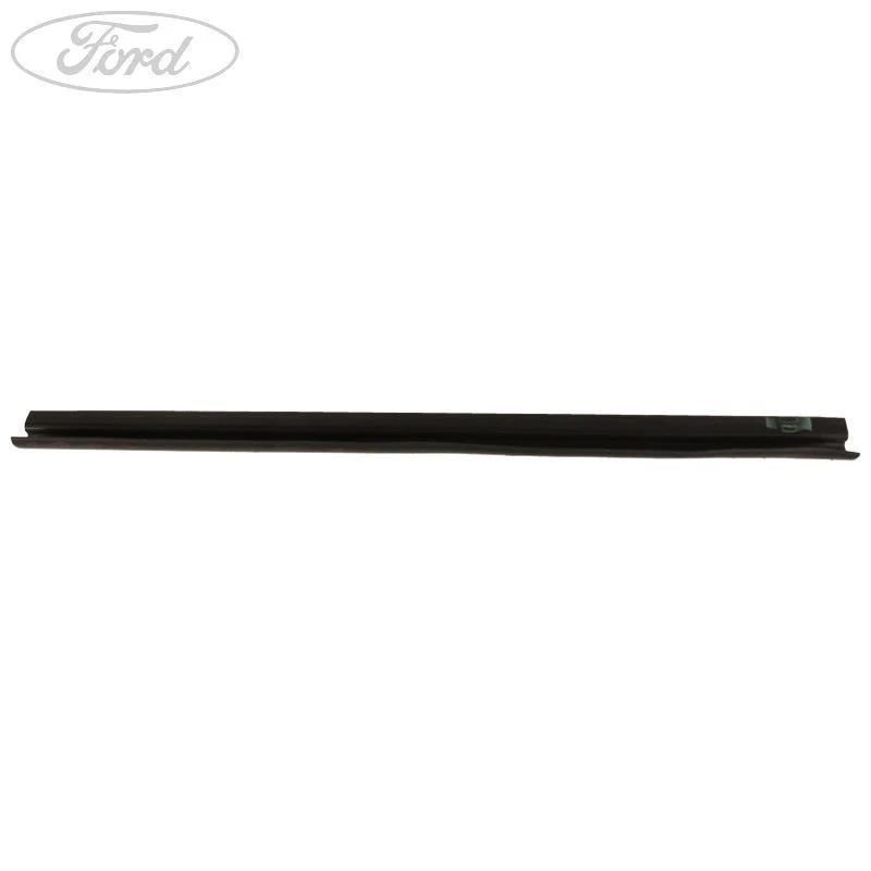 Moldura para ventanilla lateral trasera original Ford 1917572 - Image 5