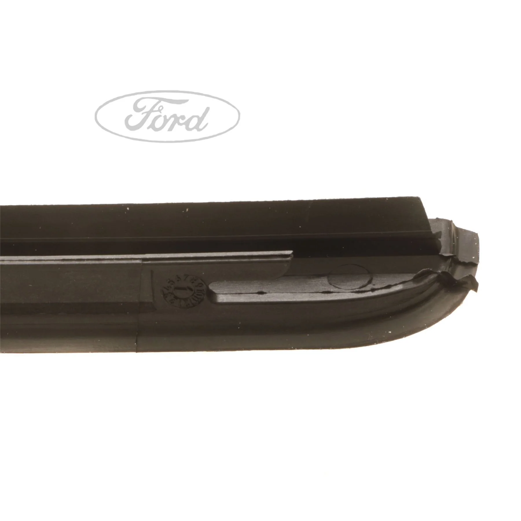 Mondeo 2001-2007 Moldura del Parabrisas Lado Derecho Negra - Image 4