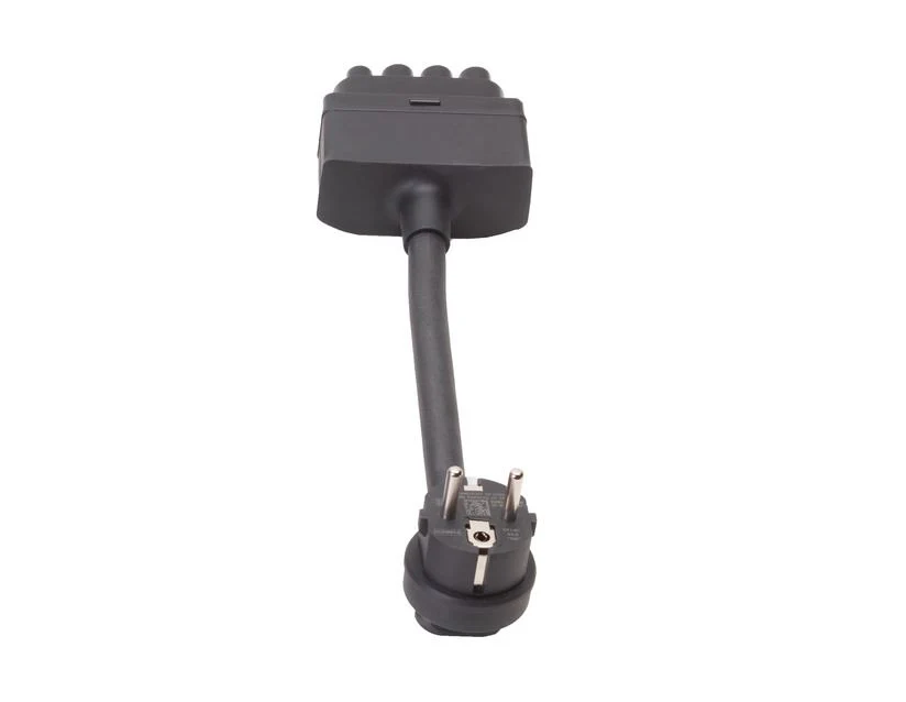 MUSTANGMACHE CONECTOR DOMÉSTICO PARA EUROPA EXCEPTO GBR/IRL/ITA/CHE/DNK/FRA/FIN & NOR. - Image 5
