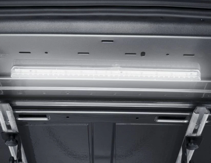 Navco* Luz LED interior para el techo del área de carga. - Image 16