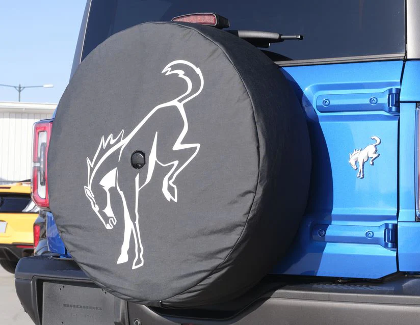 Original Ford Bronco Funda para rueda de repuesto Negra con el logo blanco de Bronco Pony - Image 14