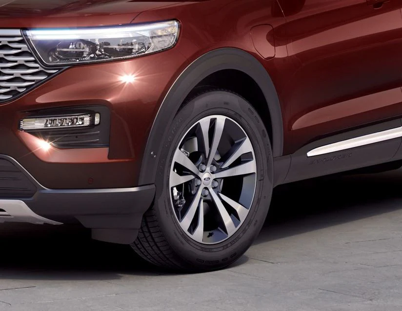 Original Ford Explorer Plug-In-Hybrid Llantas de aleación 20" diseño de 5 x 2 radios - Image 2