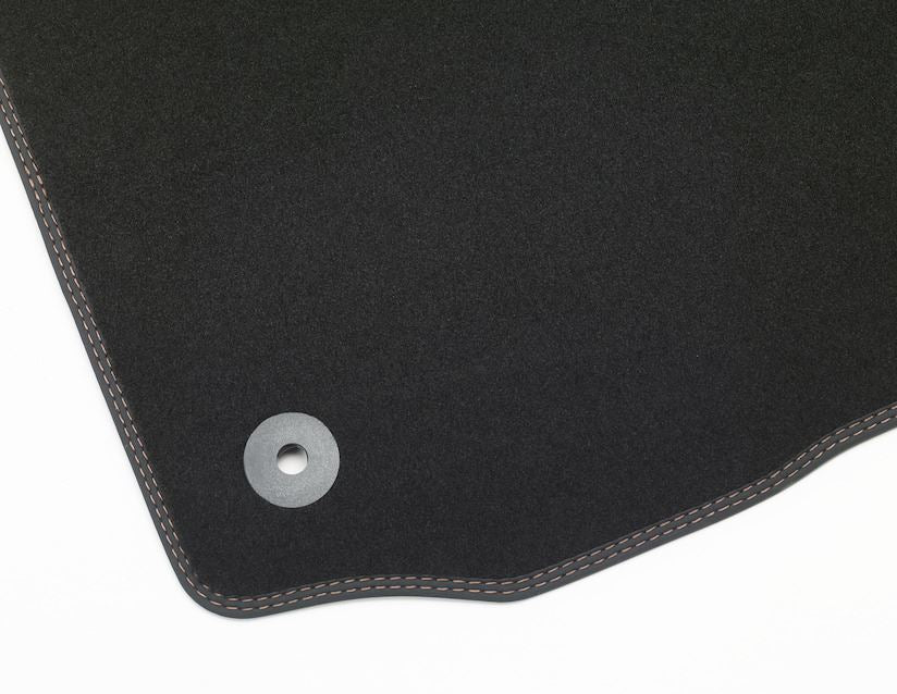 Original Ford Fiesta 11/2012-06/2017 Alfombrillas de terciopelo delanteras - Image 4