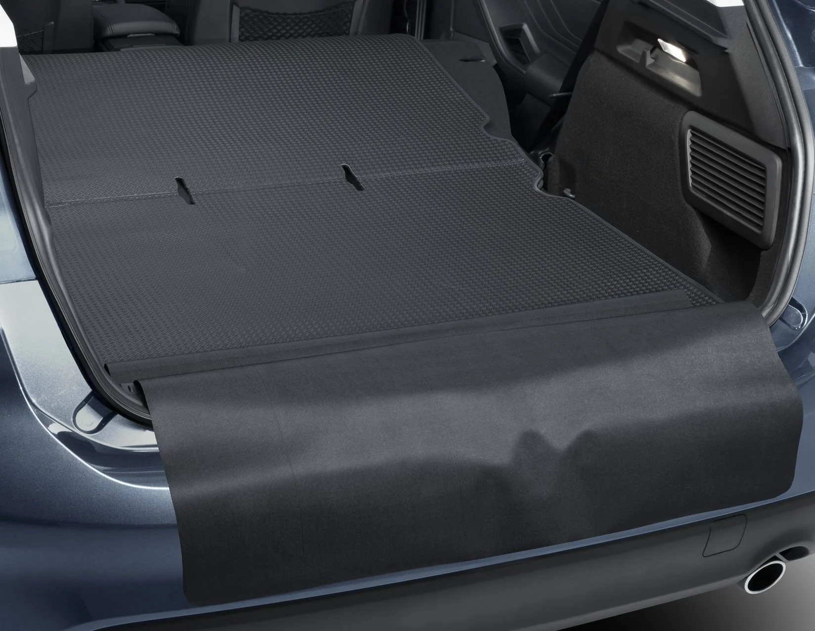 Original Ford Focus desde 04/2018 Alfombra para el maletero en color negro - Image 6