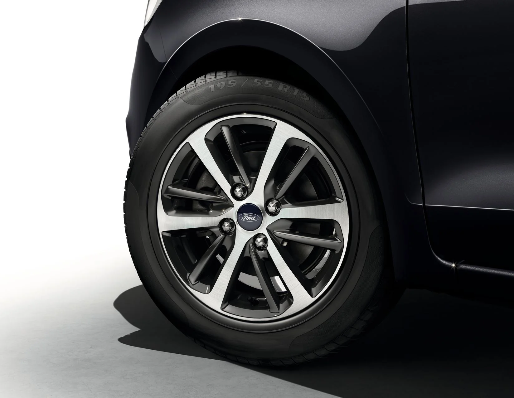 Original Ford KA+ desde 03/2018 Llantas de aleación 15" diseño de 6 x 2 radios - Image 3