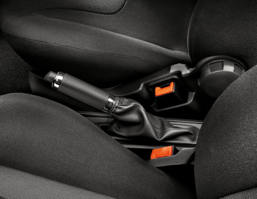 Original Ford Ka Funda de freno de mano de vinilo en color negro. - Image 2