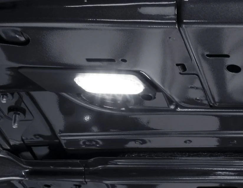 Original Ford Luz LED interior para el techo del área de carga. - Image 9