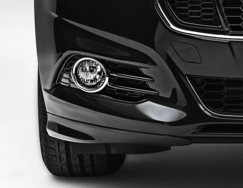 Original Ford Mondeo 09/2014-01/2019 Faldón delantero para lado derecho. - Image 2