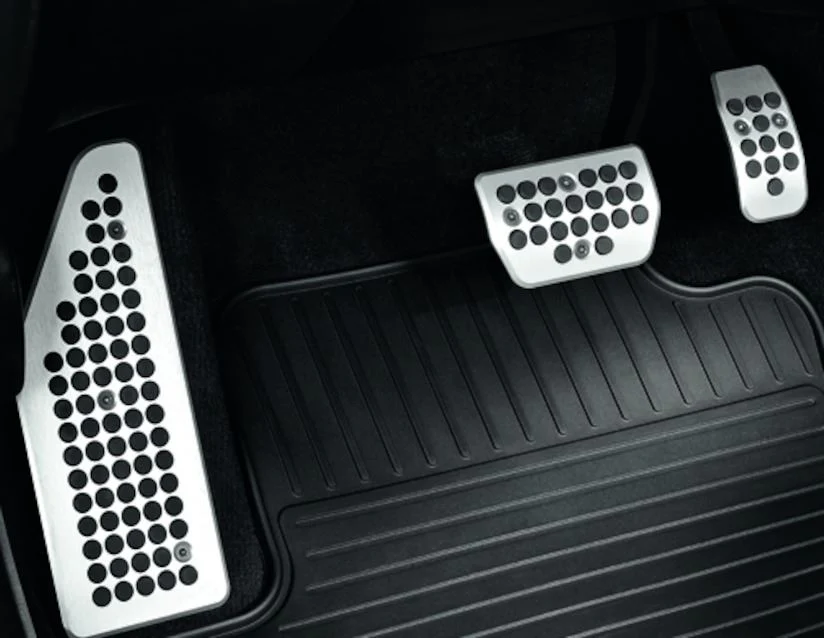 Original Ford Mondeo Cubiertas de pedales diseño deportivo de aluminio. - Image 2