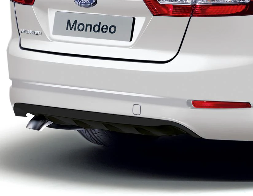 Original Ford Mondeo Difusor de paragolpes trasero en color negro. - Image 2