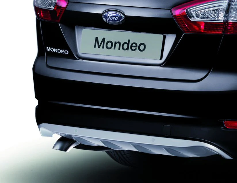 Original Ford Mondeo Difusor de paragolpes trasero en color plata. - Image 2