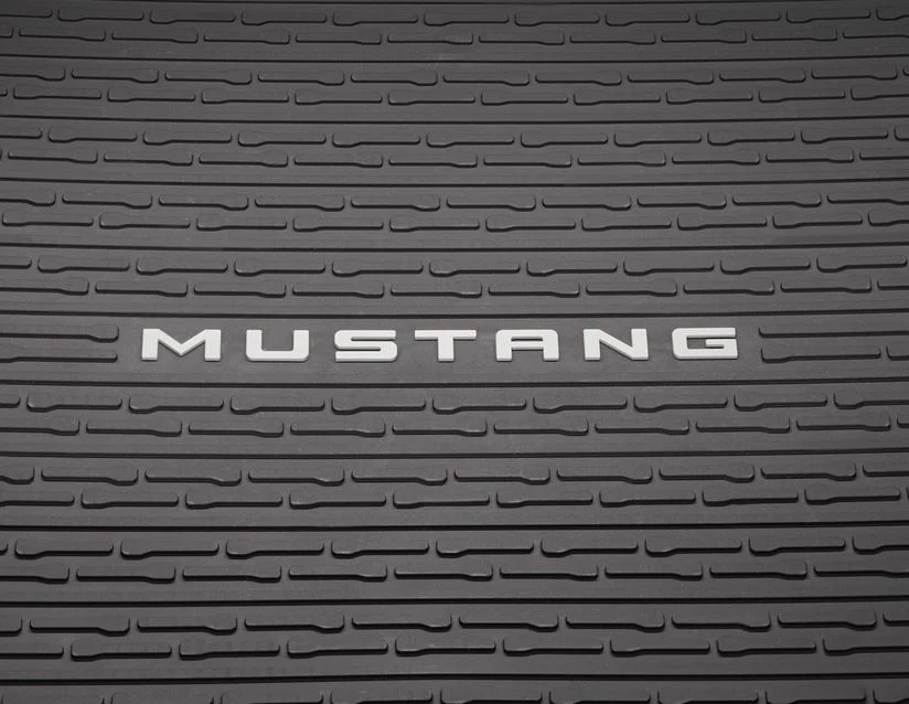 Original Ford Mustang desde 10/2023 Alfombra antideslizante para maletero - Image 11