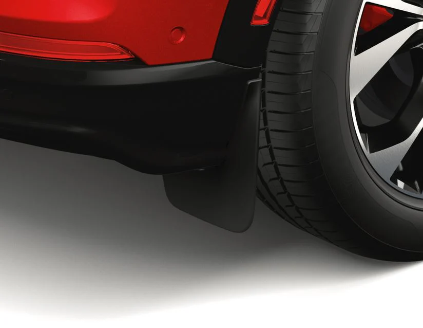 Original Ford Mustang Mach-E 2020+ Kit de defensas traseras contorneadas Splash Guard - Image 2