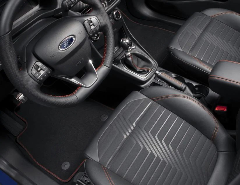 Original Ford Puma/Fiesta Alfombrillas de terciopelo delanteras - Image 18