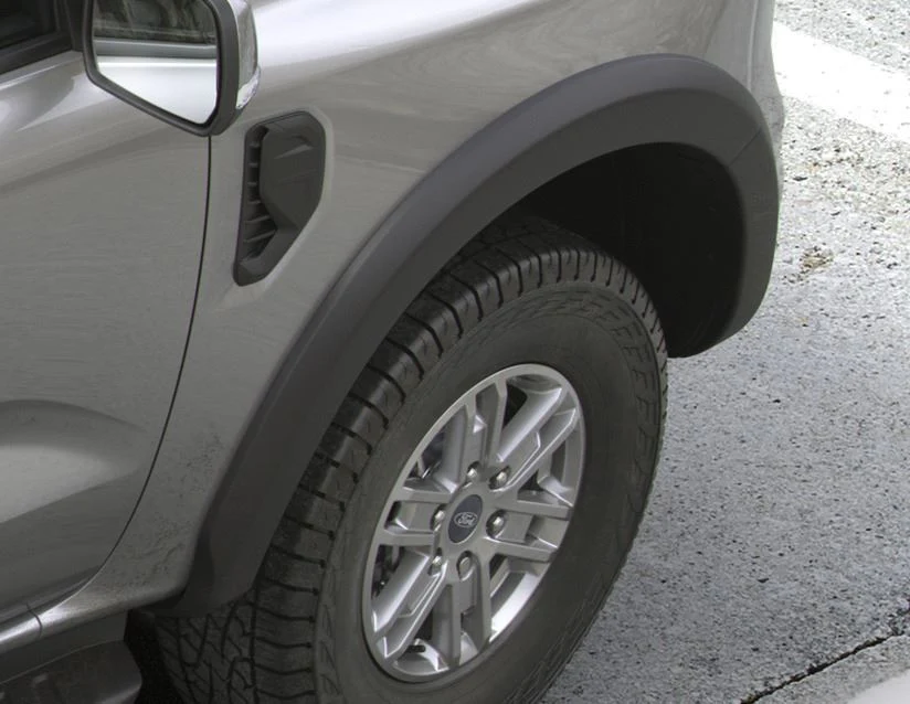Original Ford Ranger desde 06/2022 Bordes de guardabarros delanteras y traseras - Image 2