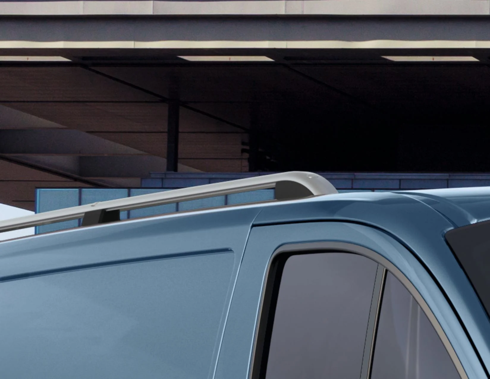 Original Ford Tourneo/Transit Custom Barras longitudinales portaequipajes para techo de color plateado - Image 11