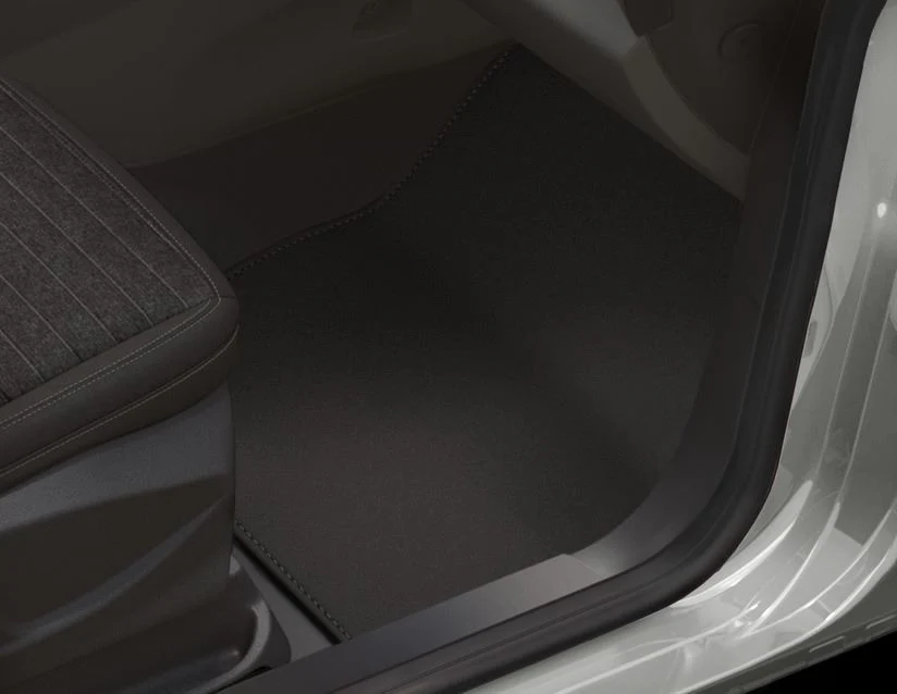Original Ford Juego de alfombra de piso delantera Velour negro AMDT1BK130B18BB35B8 1930270 - Image 6