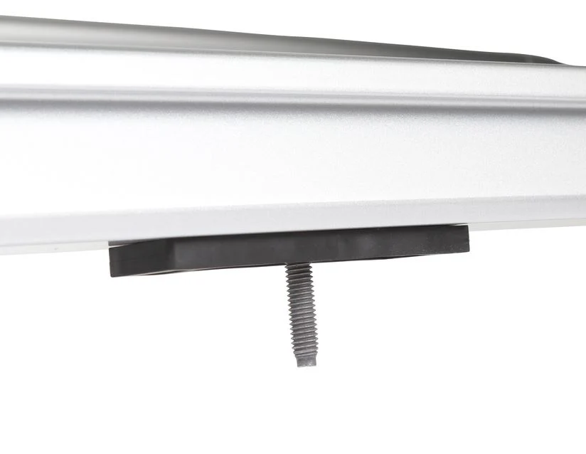 Original Ford Transit/Tourneo Connect Barras longitudinales portaequipajes para techo en color plata. - Image 10