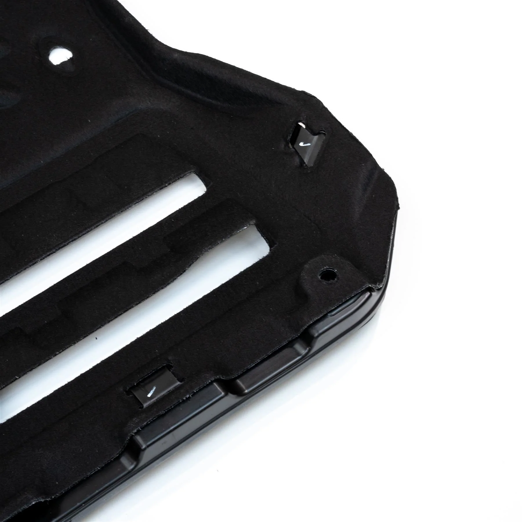 Protector antisalpicaduras del compartimento del motor original Ford 2055733 - Image 10