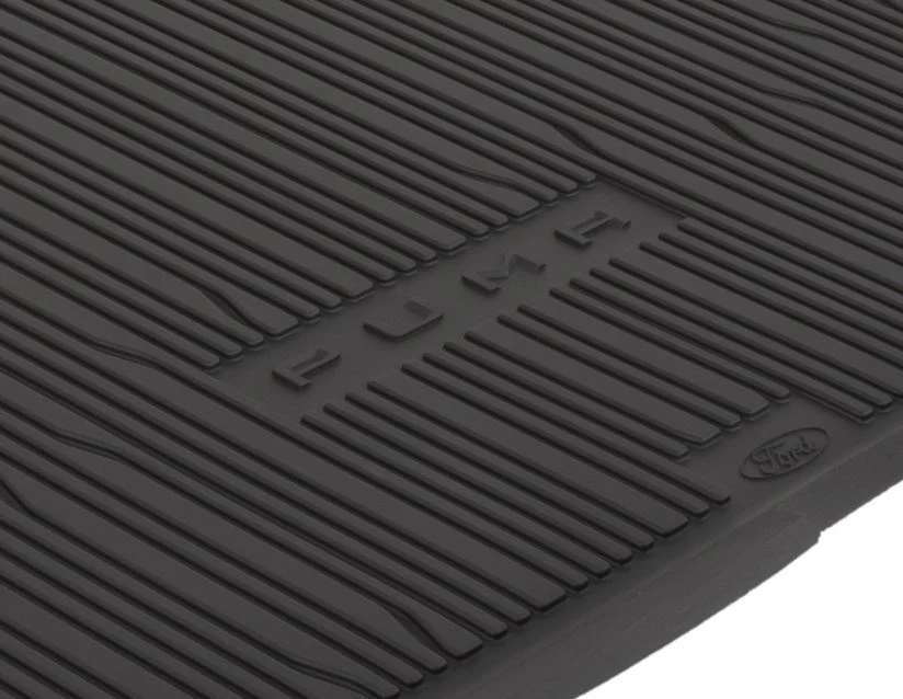 Puma Alfombra antideslizante para maletero - Image 14