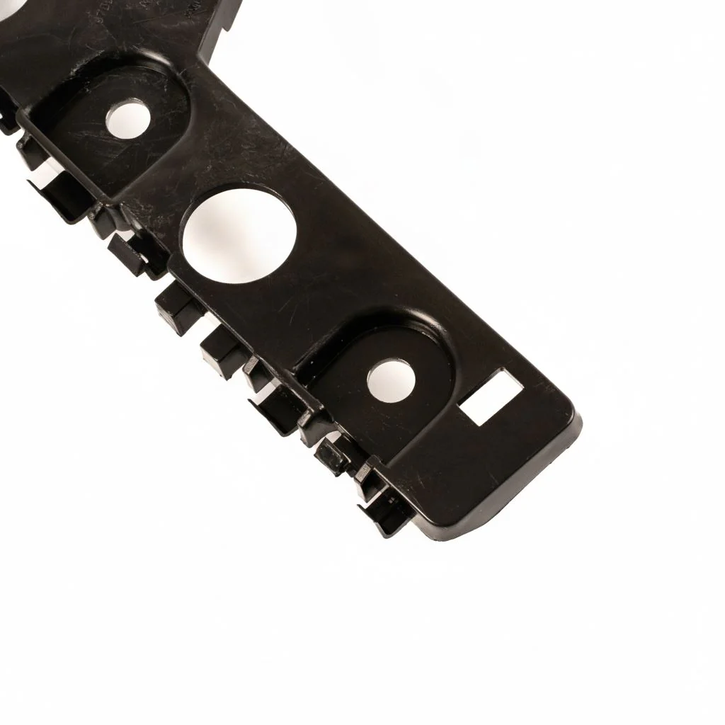 Soporte de parachoques delantero IZQ KA+ 2018-2019 - Image 4