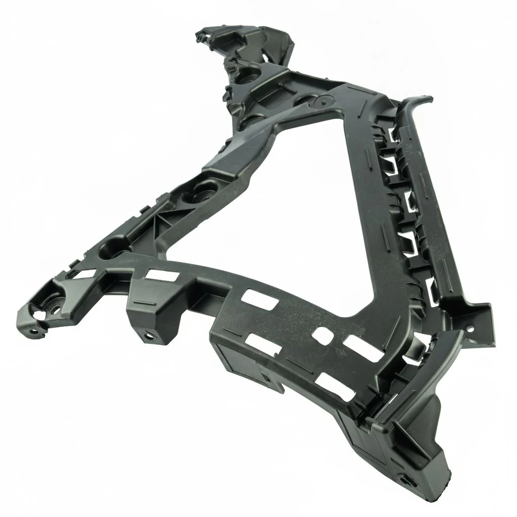 Soporte de parachoques trasero IZQ Transit Connect 2013-2022