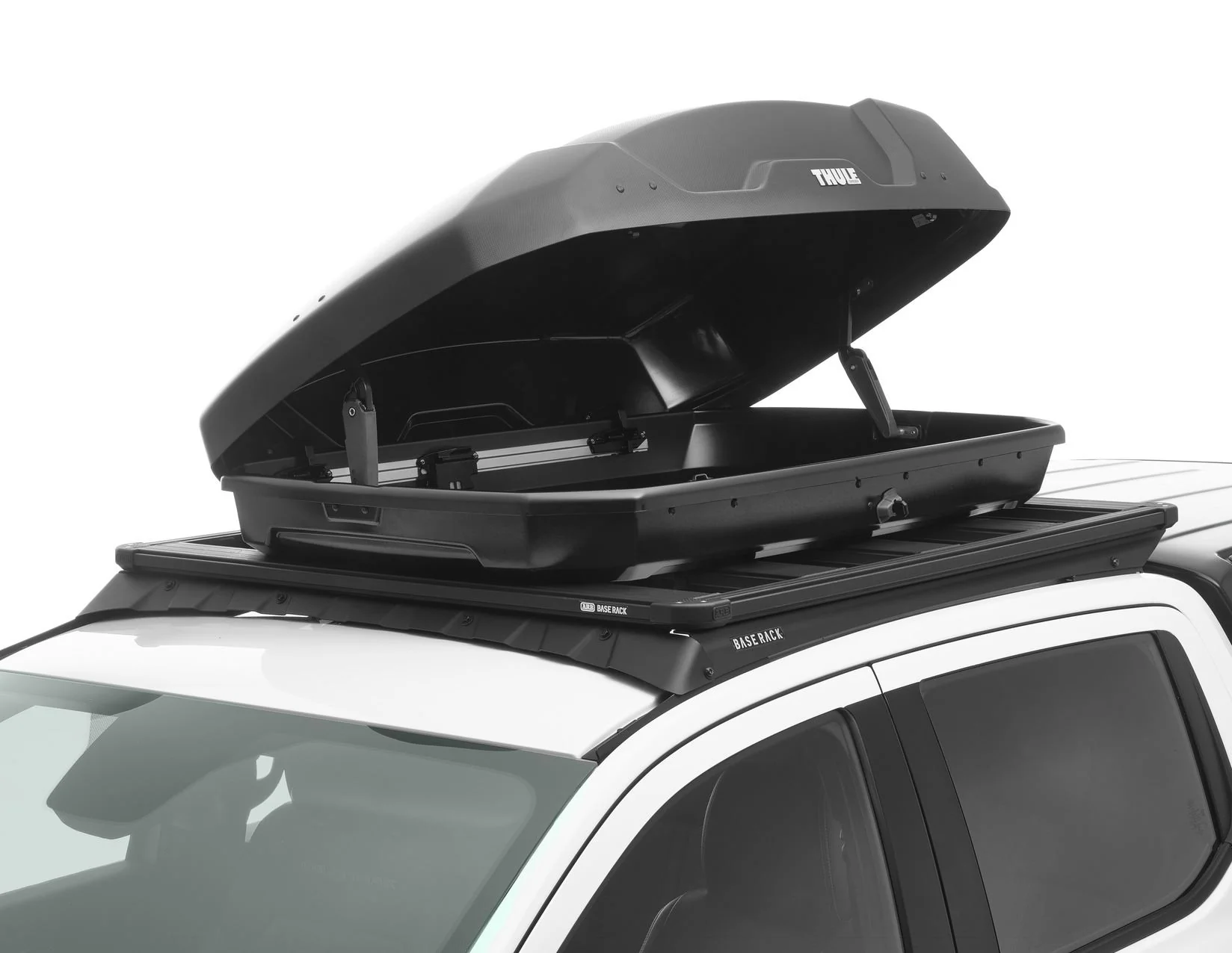 Thule®* Baúl de techo Force XT S, en color negro mate Aeroskin. - Image 20