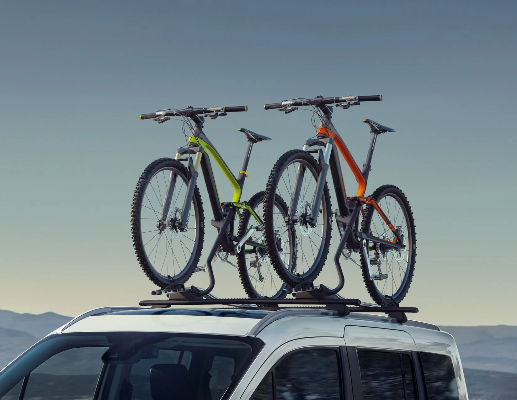 Thule®* Portabicicletas para techo Expert 298. - Image 34