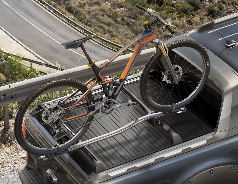Thule®* Portabicicletas para techo Expert 298. - Image 72