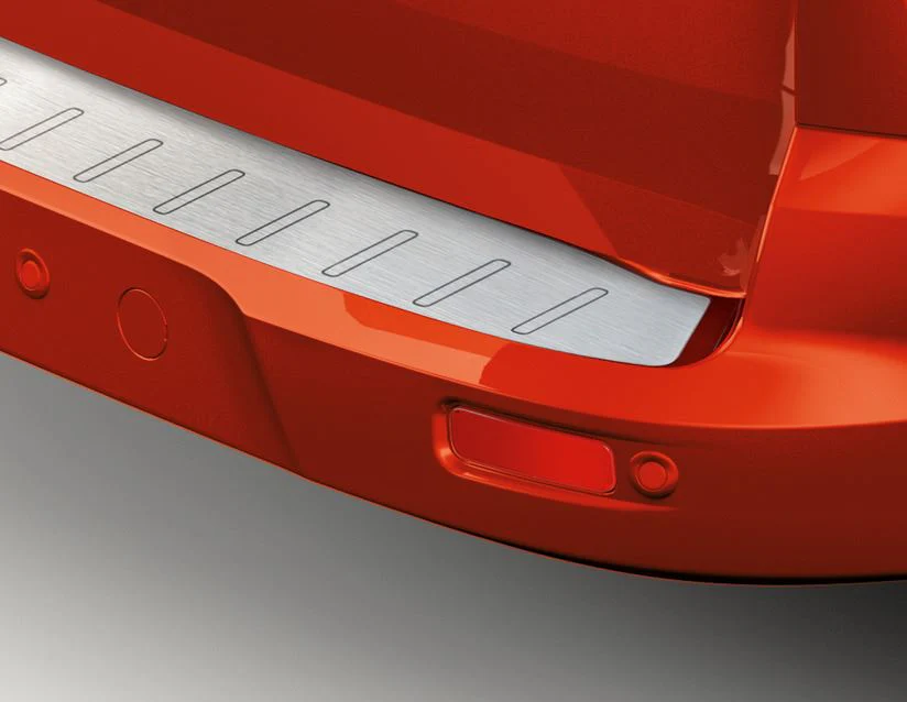 Tourneo Connect & Transit Connect Lámina protectora de paragolpes trasero de aluminio pulido, con logo Connect. - Image 11