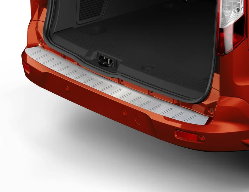 Tourneo Connect & Transit Connect Lámina protectora de paragolpes trasero de aluminio pulido, con logo Connect. - Image 12