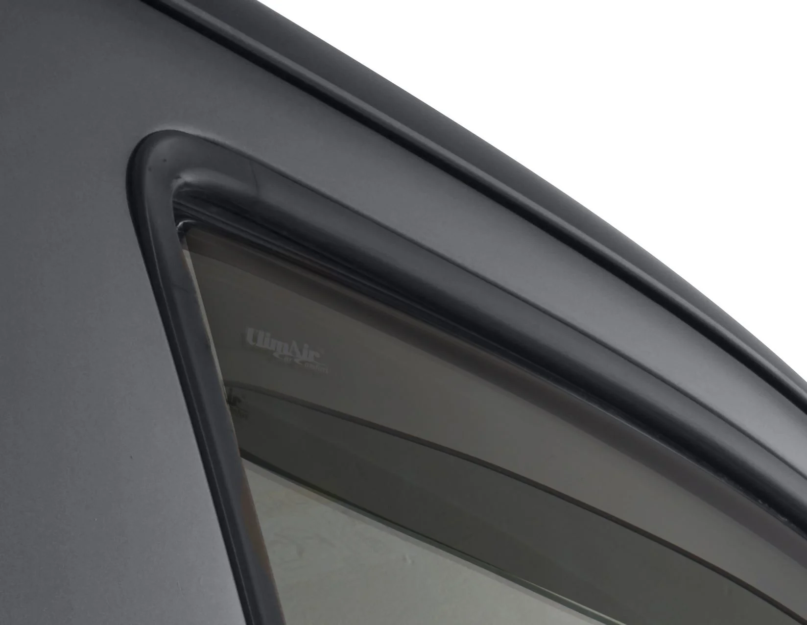 Transit Custom & Tourneo Custom ClimAir®* Deflector de aire para ventanillas delanteras, en color negro. - Image 3